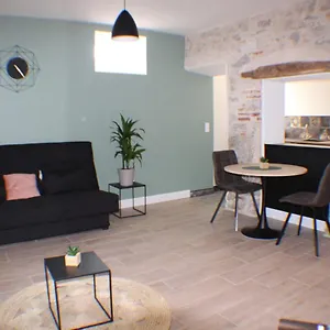 Joli En Rez-de-chaussée Appartement